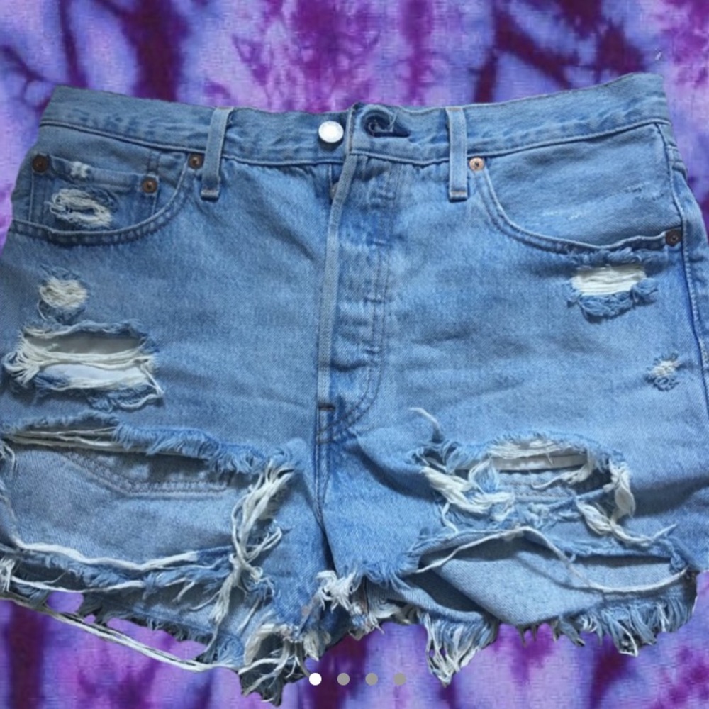 Levi’s 501 cutoffs